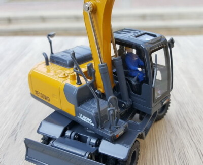 1/50 Scale XCMG XE150WD Wheeled Excavator Diecast Model