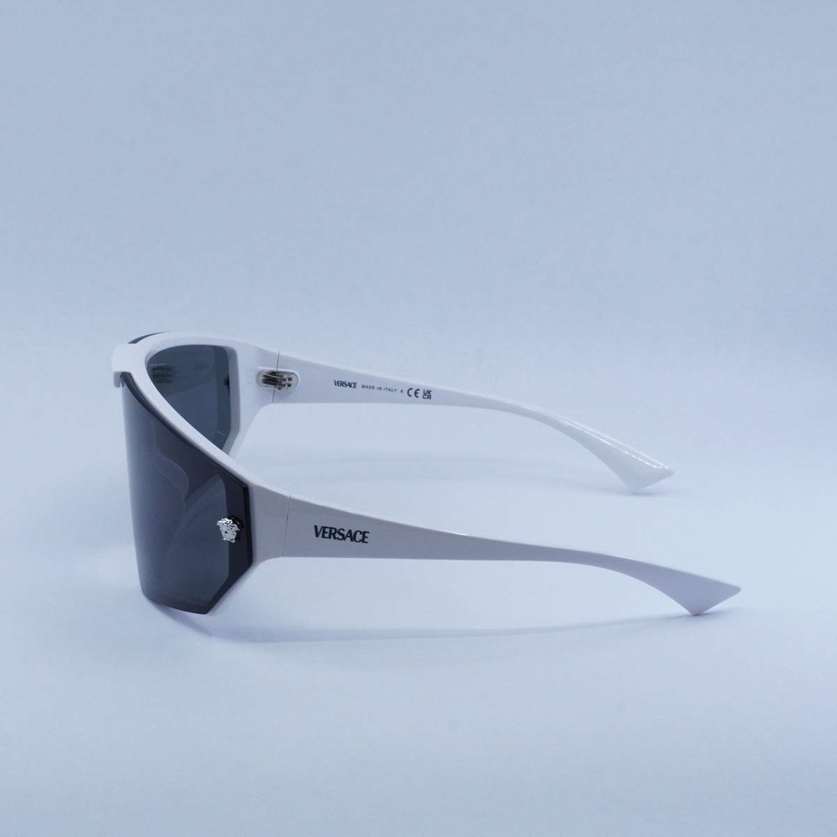 Versace VE4461 314/87 Sunglasses White Shield Frame,Grey with Silver Clip-On Versace Men Sunglasses White Grey Mirror Silver Single Lens  main image 4