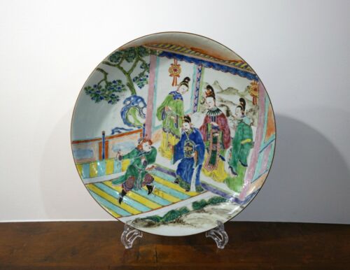 A Large Chinese Famille Rose Plate - Foto 1 di 11