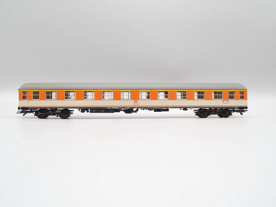 ADE 0 3204 POP-Abteilwagen Aüm 202 Nr. 51 80 10 - 43068 - 5