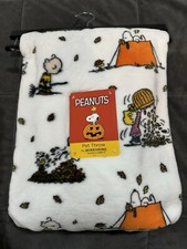 Berkshire Peanuts Snoopy Charlie Throw Blanket Autumn Fall Leaves 50"X70"