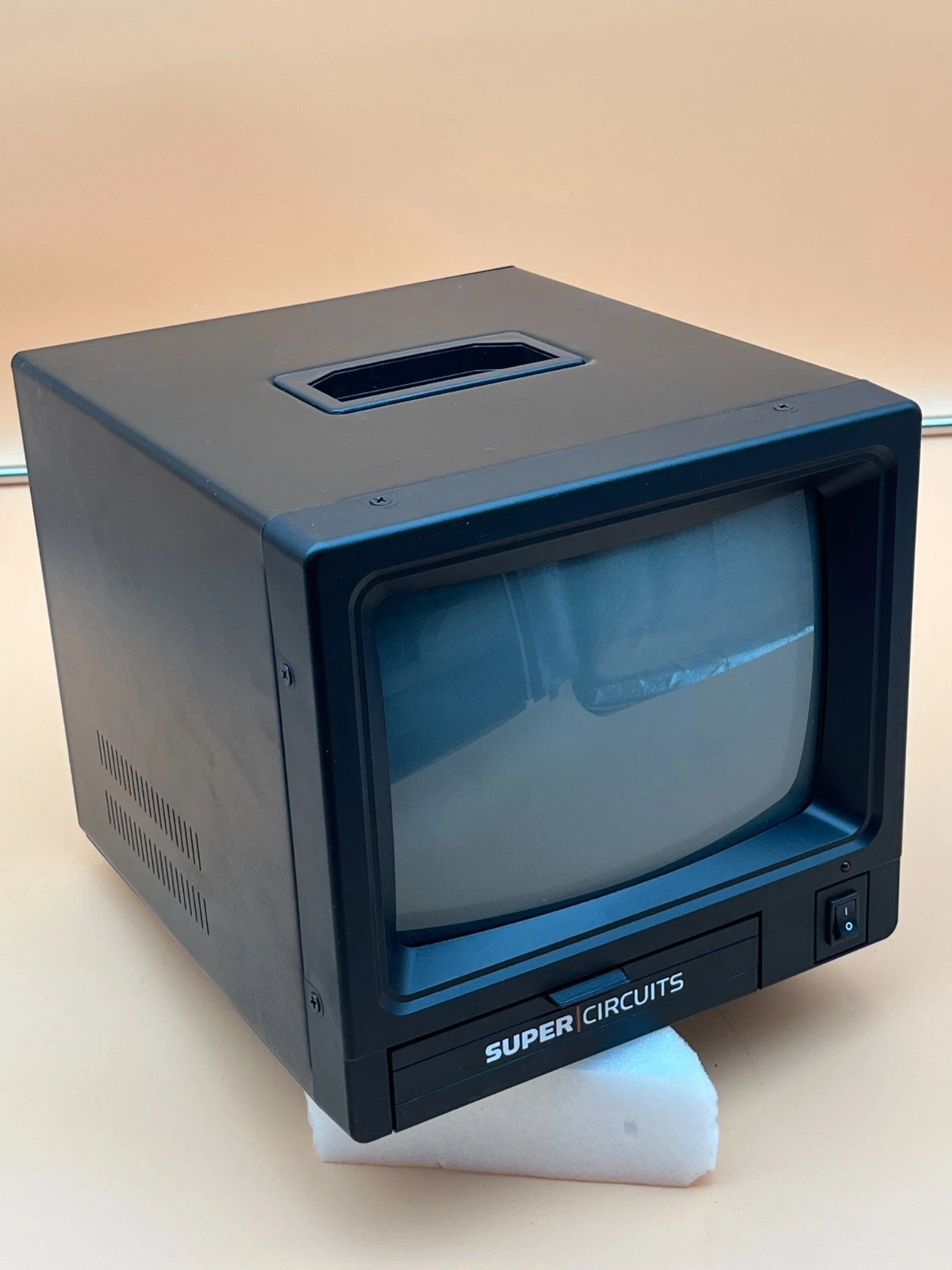 SUPER Circuits Video Monitor