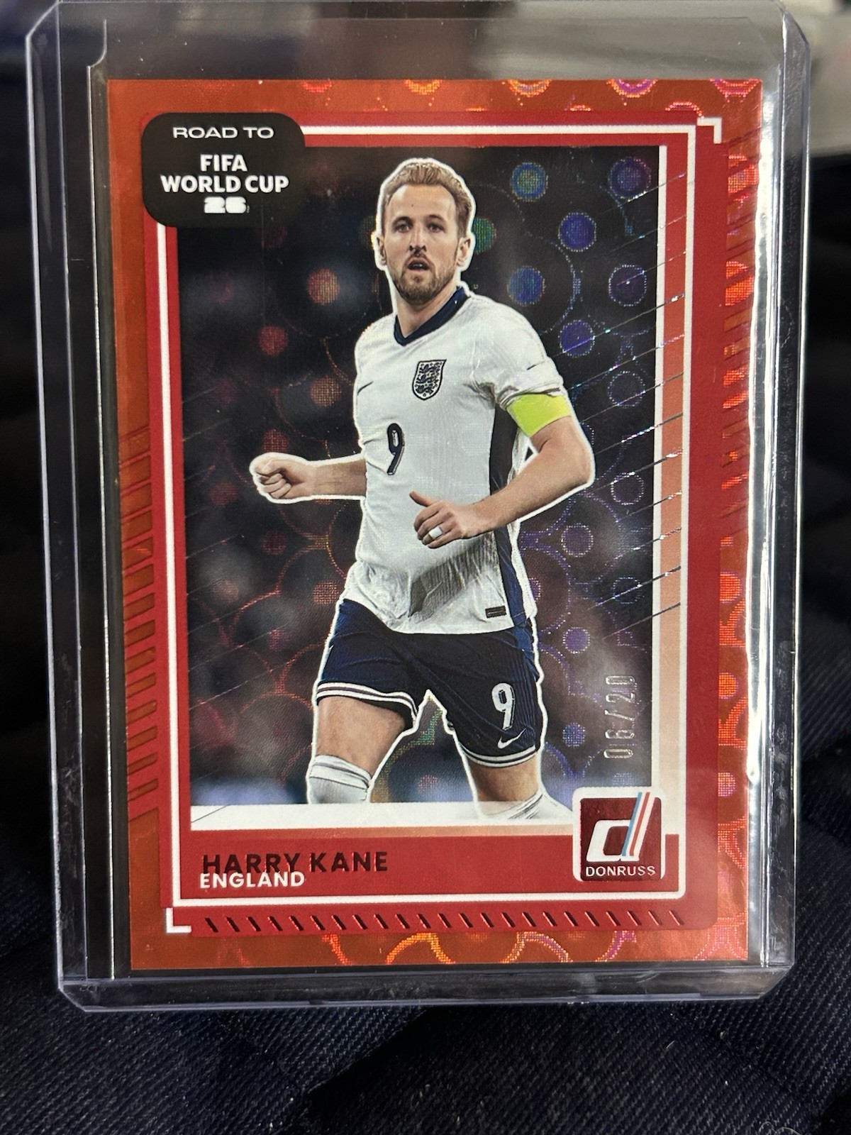 2025-26 Panini Donruss FIFA World Cup Harry Kane Red Pyramid Foil #6/20 England view 1