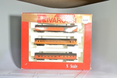 JUEGO DE 3 COCHES RIVERROSSI MILW MILWAUKEE ESCALA N 95055 | Condition: Used