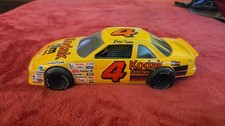 Racing Champions 1:64 Collectible Die Cast Ernie Irvan 1991 Nascar