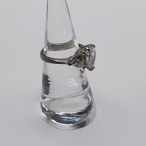 Ring Size 6 Solitaire Silvertone Rhinestones Unbr… - image 8