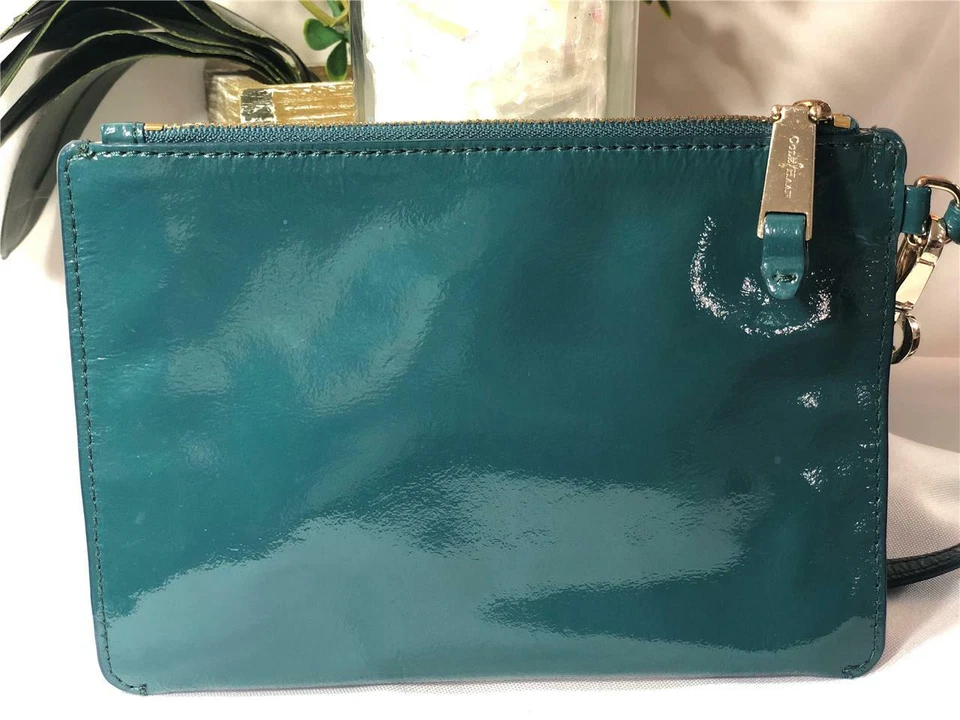 Pulseira fina de couro envernizado verde COLE HAAN com alça - Imagem 2 de 4