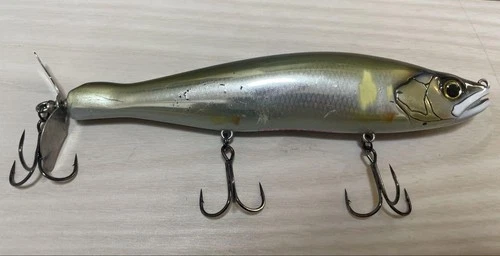 Guncraft Kaiten 178 Big Bait Jointed Claw Jerkbait, Used