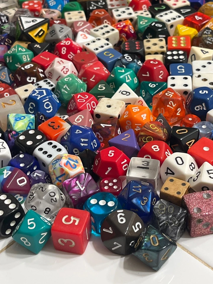 MORE than 400 rpg ad&d & other old dice lot eclectic 102425bCAZII - Image 4 of 4