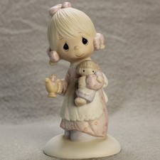 Precious Moments Figurine Jesus Is The Light Girl E-1373 /G with