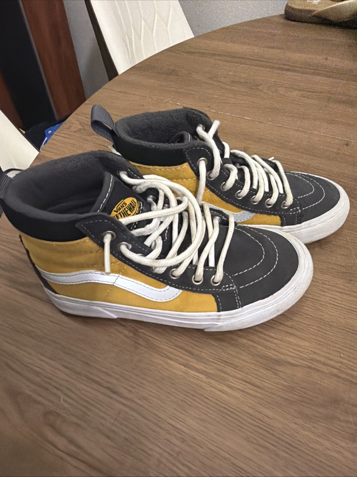 VANS Youth Boys High Top Shoes Size 1 Black Yellow Suede Fabric Sneakers Tennis