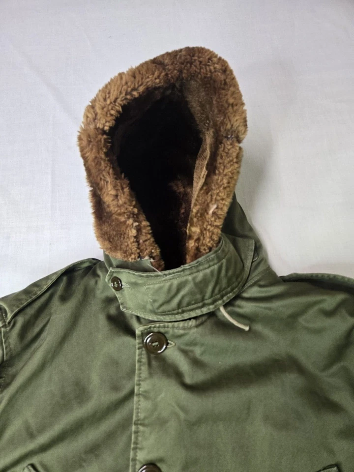 US Military Vintage 1950s OG Green Faux Fur Hood B-9 Parka Jacket Men Medium M - Image 3 of 4