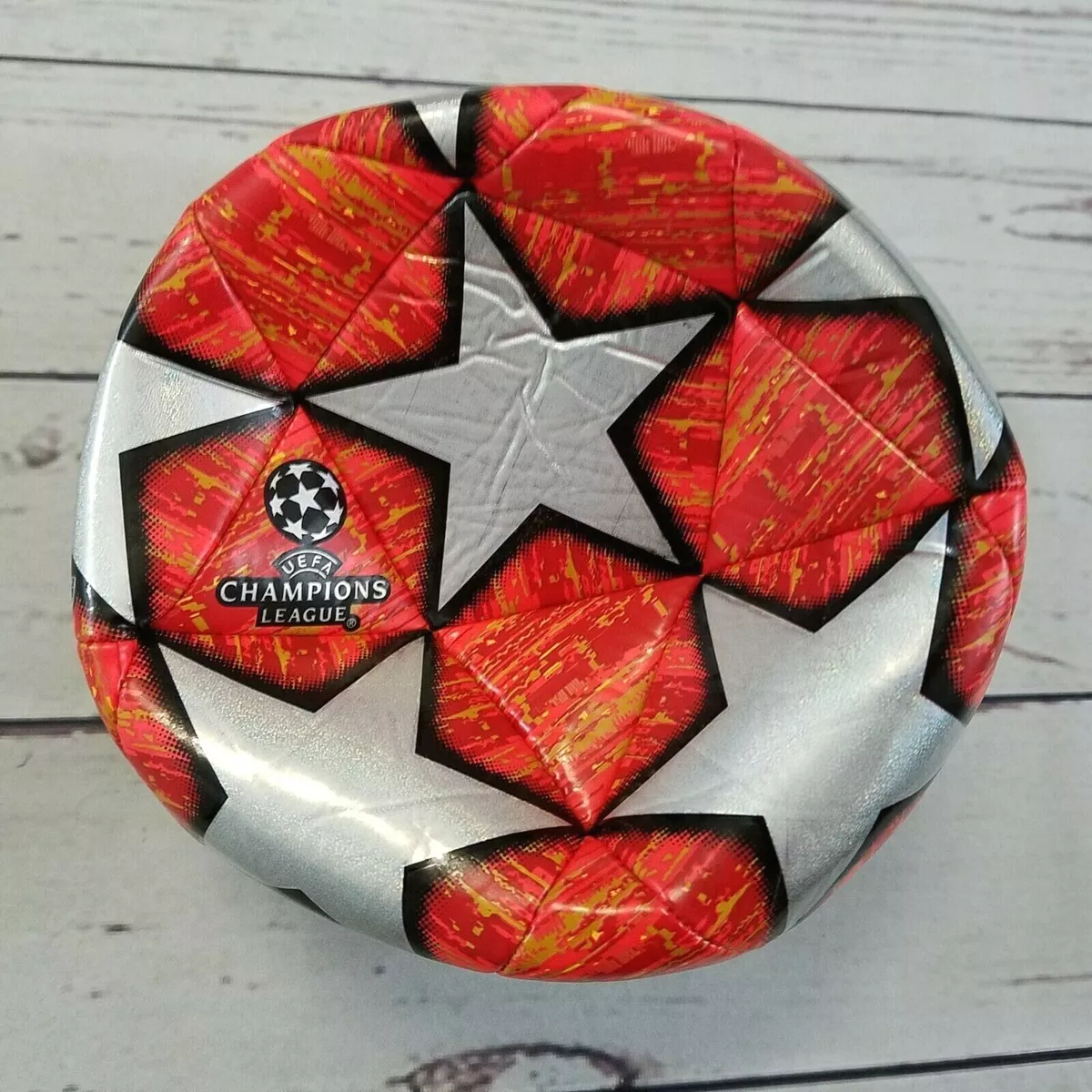 Ucl finale outlet madrid capitano ball