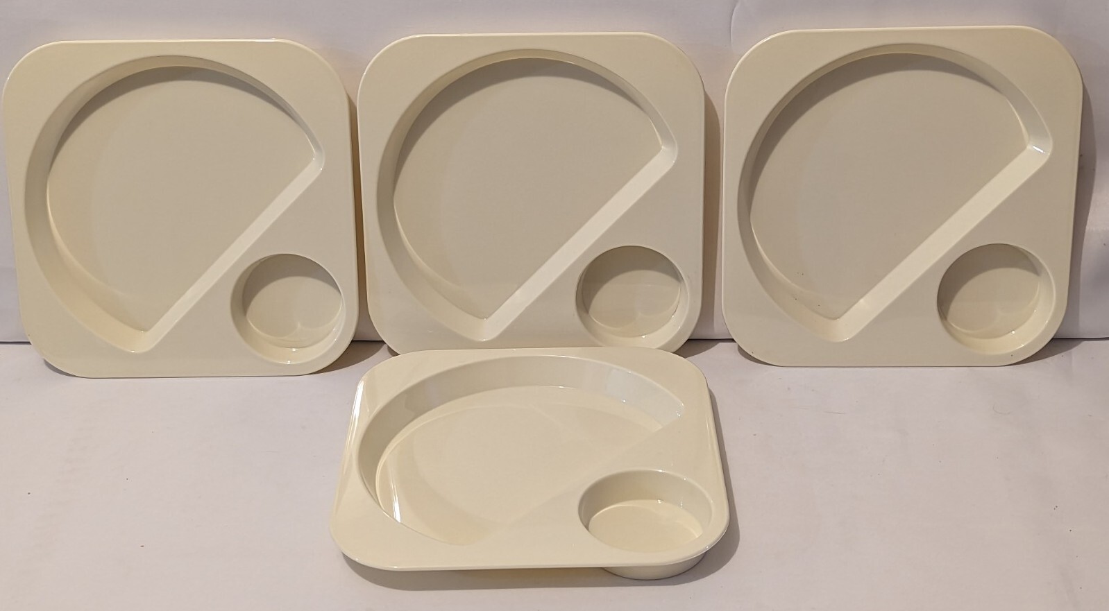 Vintage Decor Snack Set in Original Box Divided Snack Trays & Insulated