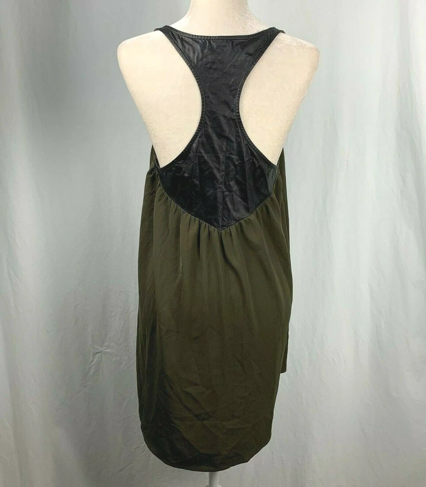 Camiseta sin mangas Anthropologie Knot Sisters espalda corredora para mujer M túnica negra verde salvia Foto 4 de 4