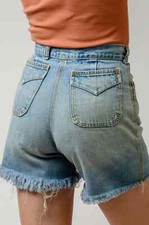 1970s High Waist Cut Off Shorts Distressed Denim Jean Shorts W 27