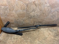 MERCEDES-BENZ SL R230 Scheibenwischerfuß A2308240349 3.70 Petrol 180kw 33718757