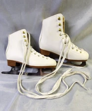 DBX WOMEN'S WHITE FIGRURE ICE SKATES SIZE US 3 - EUR 34 ~ NICE!