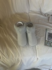 Totes Isotoner Pillowstep Grey Size 4