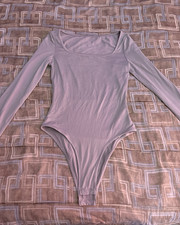Women  s Gray Long Sleeve Solid One-Piece Bodysuit Size XS Regular