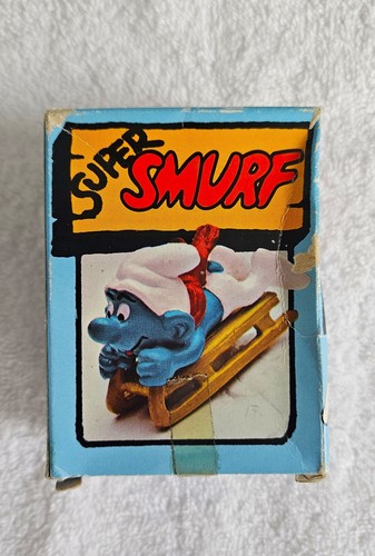 VINTAGE SUPER SMURFS BOBSLED SMURF NEW IN FACTORY SEALED BOX SCHLEICH PEYO - Picture 4 of 6