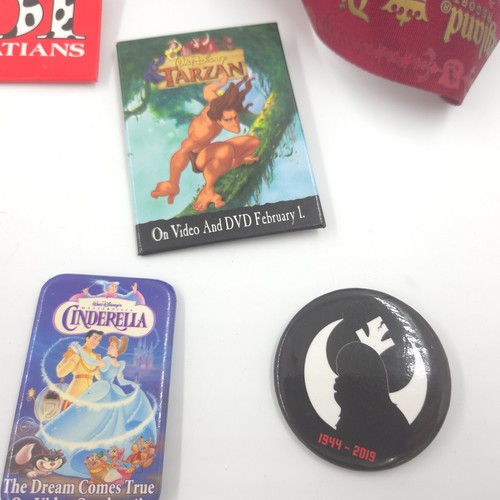 Disneyland PARIS Lanyard Disney Pin Backs Cinderella 101 Dalmations Aristocats - 第 5/5 張圖片