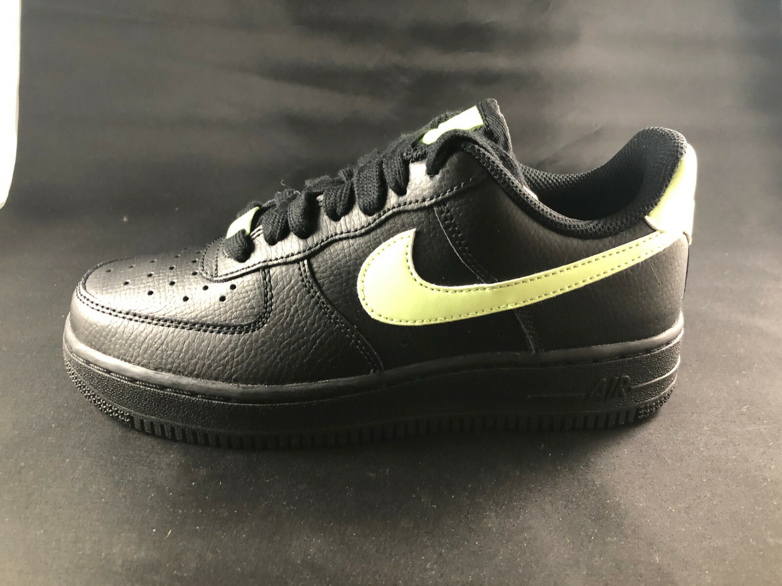 New Womens Nike Air Force 1 '07 Sneakers 315115 040 Black/Barely Volt-SIZE  6.5 | eBay