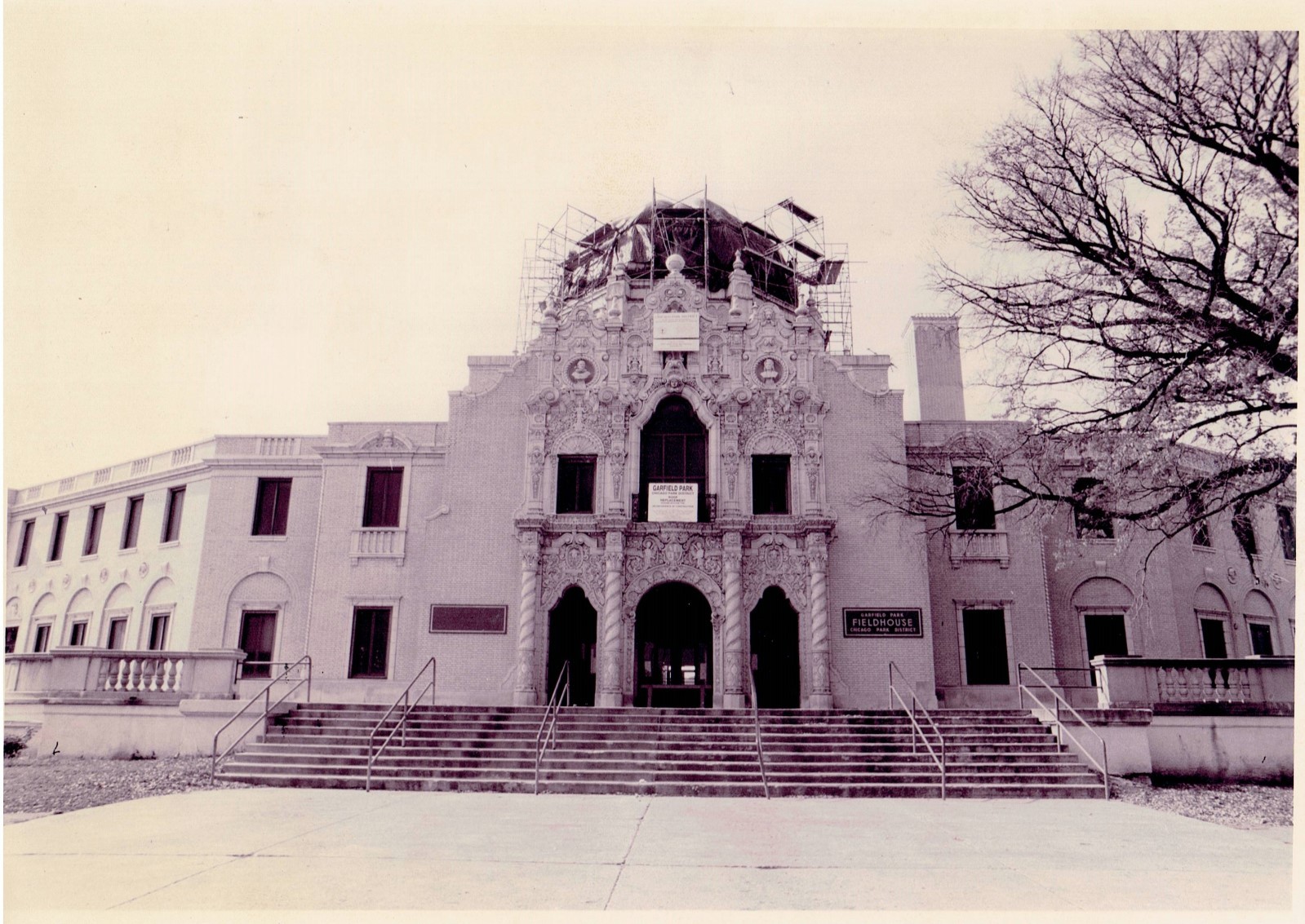 Photo 1/2