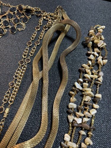 Vintage Costume Estate Jewelry Lot Of (12) Necklaces Gold/Silver Tone - Picture 4 of 19