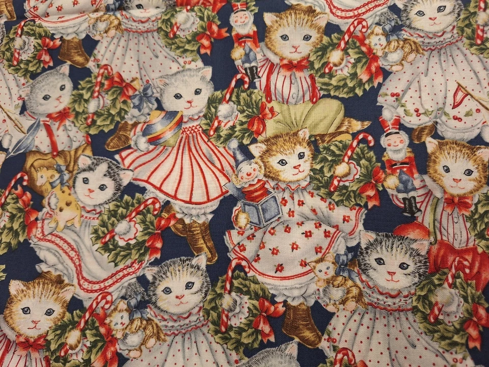 4 YDS RARO Gatito Pepino Navidad Algodón por In The Beginning Telas  Foto 2 de 4