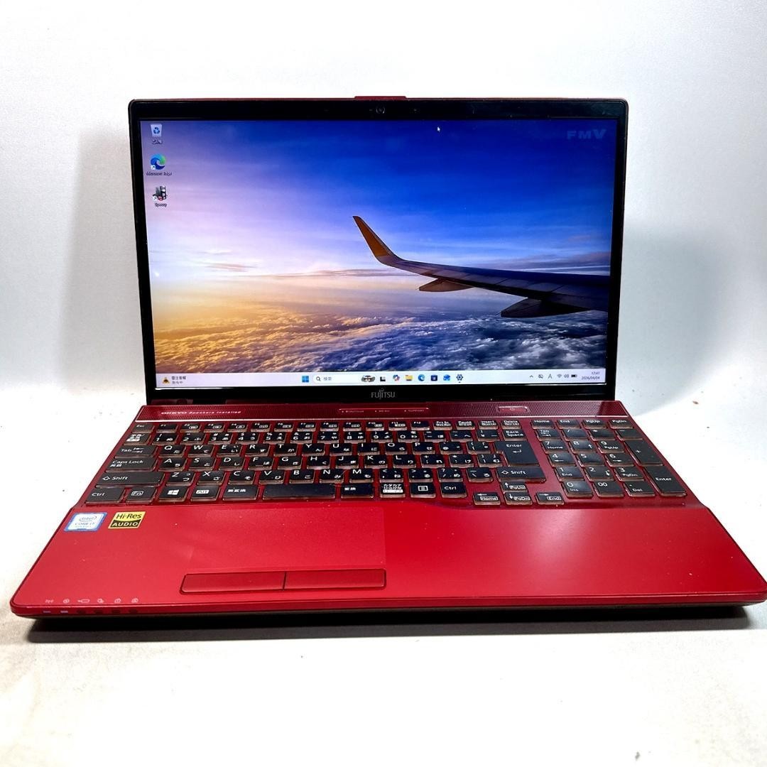 富士通 LIFEBOOK AH53/C2 i7 8550U SSD2TB 32G Fujitsu LIFEBOOK AH53/C2 i7-8550U 1.8GHz 32GB SSD 512 Blu‑ray 15.6