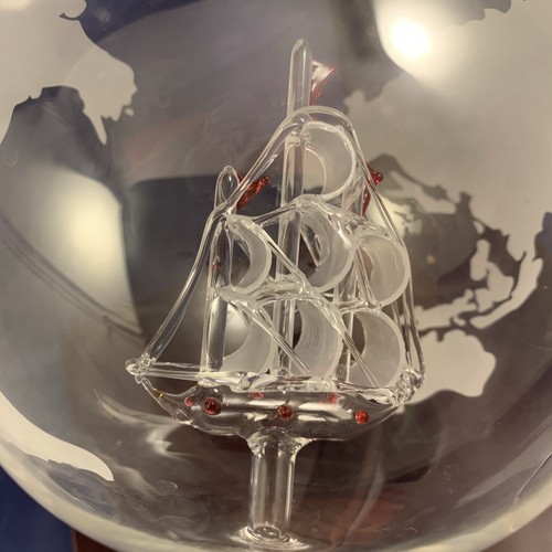 Geätzte Whisky Dekanter Set Schiff im Globus mit 3 Whiskygläsern - Bild 6 von 6