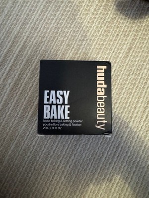 HUDA BEAUTY Easy Bake Loose Baking & Setting Powder Banana Bread New