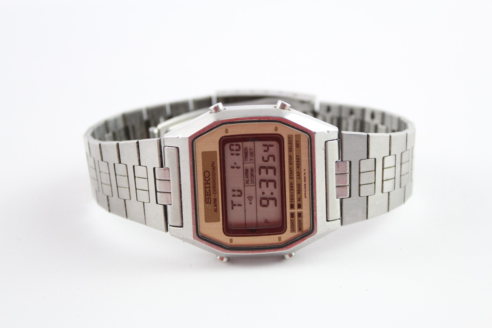 A939-5000 Chronograph Digital Alarm Watch Quartz WORKING Seiko - vintagewatches.pk