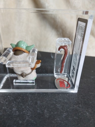 GRADED VINTAGE STAR WARS - UKG not AFA - 85% - YODA - BROWN SNAKE - NEW CASE - Picture 10 of 12