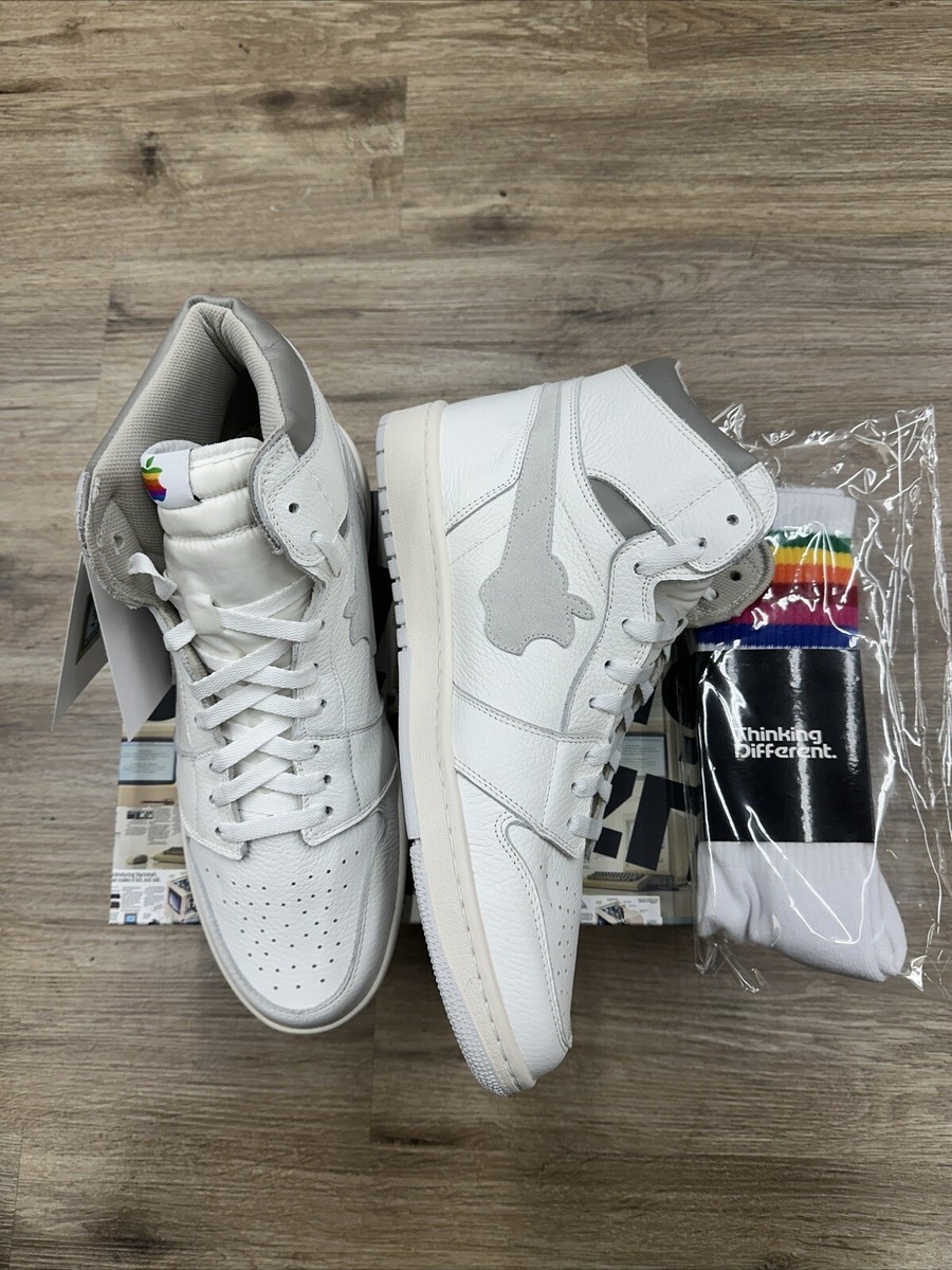 靴 Thinking Different Air Mac Thinking Different Load Up an 'Air Mac' Custom Sneaker