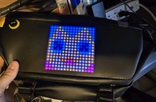 Pixel LED Divoom Slingbag