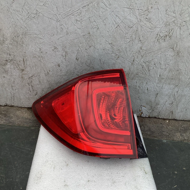 2016-2023 HONDA PILOT PASSPORT LEFT LH REAR DRIVER SIDE TAIL LIGHT LAMP OEM