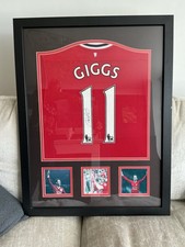 Ryan Giggs Signed Man United Football Shirt Framed Memorabilia