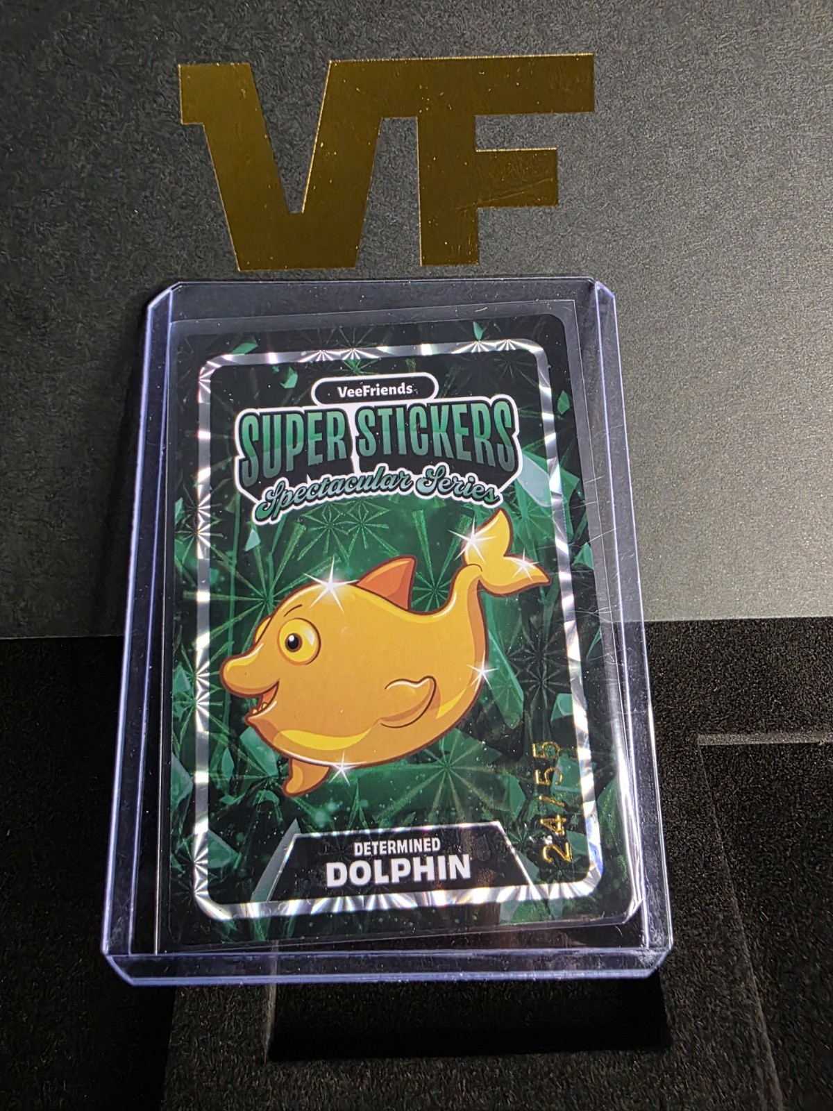 Determined Dolphin /55 VeeFriends Super Stickers Spectacular Series Gold Emerald