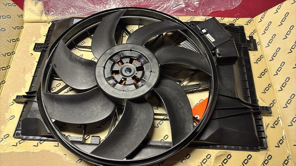 New! Mercedes-BenzC240 VDO EngineCooling Fan AssemblyFA70765 - Image 3 of 3