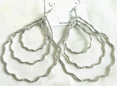 Boucles D'oreilles Anneaux En Métal Doré - Sans Nickel, Garanties Hypoallergéniques, Neuf Avec étiquettes