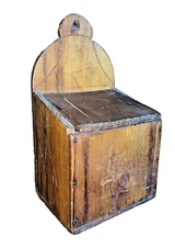 Antique/Vintage Primitive Wooden Saltbox Approx 10"H x 4 1/2"D x 5 3/4"W