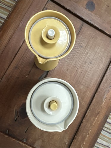 2 Vintage Tupperware 8 oz Oil & Vinegar /Salad Dressing Cruet, 1246-12 & 1246-8 - Picture 6 of 7