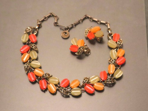 Lisner Thermoset Fruit Necklace Earrings Set Citrus Autumn Colors