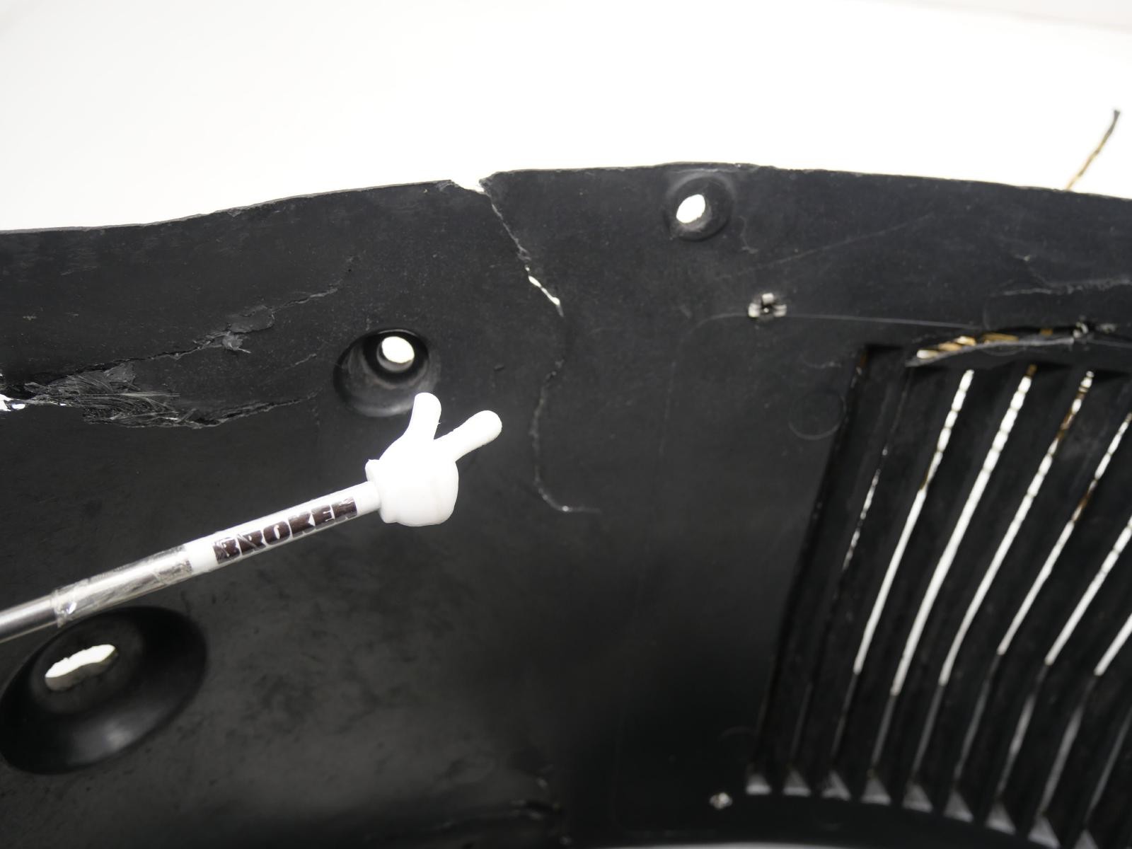 2001 Ferrari 360 Spider Rear Passenger Inner Fender Liner Right RH BROKEN OEM