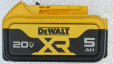 DEWALT DCB205 20v 5ah Max XR Lithium Ion Battery-B2B5-12