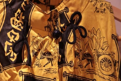 ärmelloses langes Kleid Asiatisch Gehschlitz gelb schwarz S / M *** Vintage RAR - Bild 1 von 4