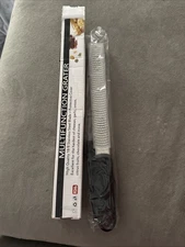 1pc Stainless Steel Multifunction Grater - Lemon, Vegetable & Fruit Zester - NEW