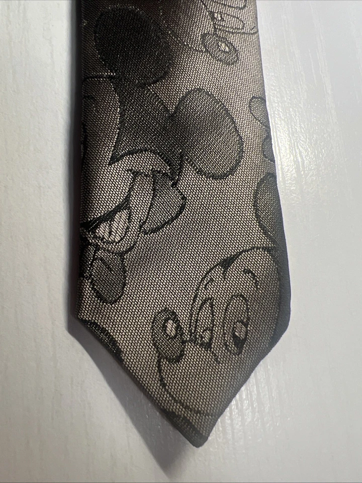 Corbata ajustada gris vintage de Mickey Mouse de Disney para hombre, usada. (E2-34) Foto 2 de 4